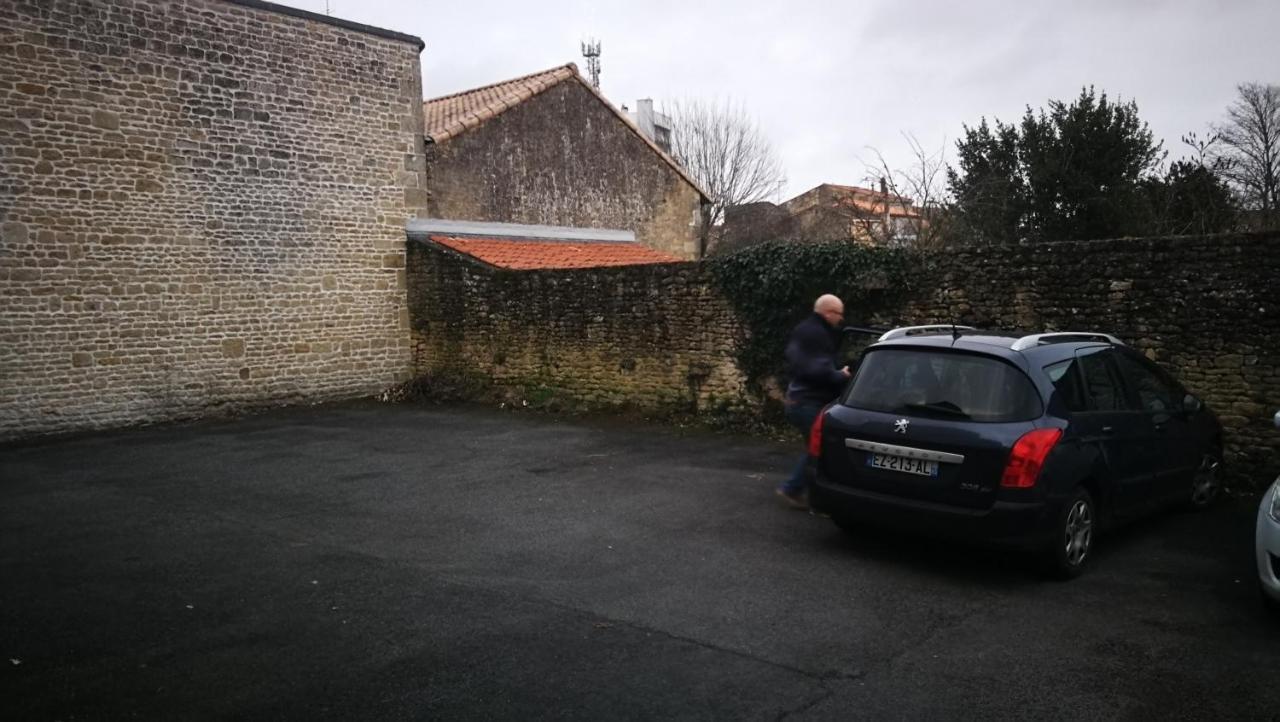 Le 14 - Style Scandinave With Parking Apartment Niort
